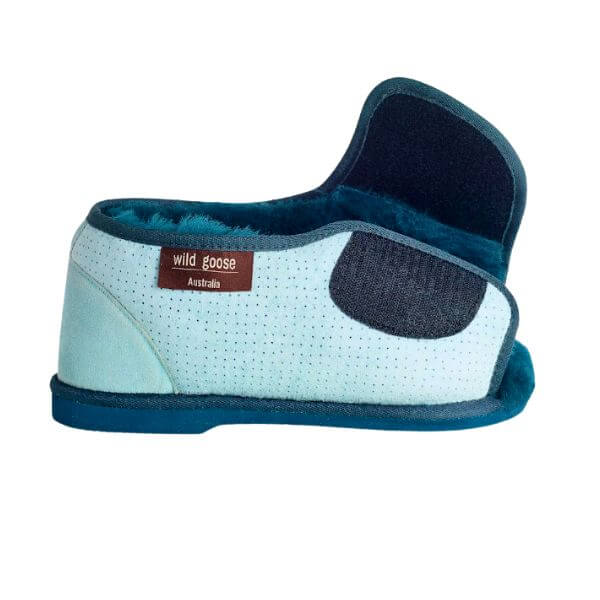 sheepskin open toed care boot Unstrapped