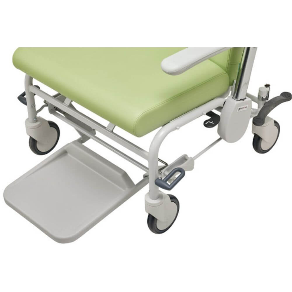 Bariatric Clinical Recliner Chair with Castors 250kg Capacity close-up of seat and foot platform, green padding, wheeled base