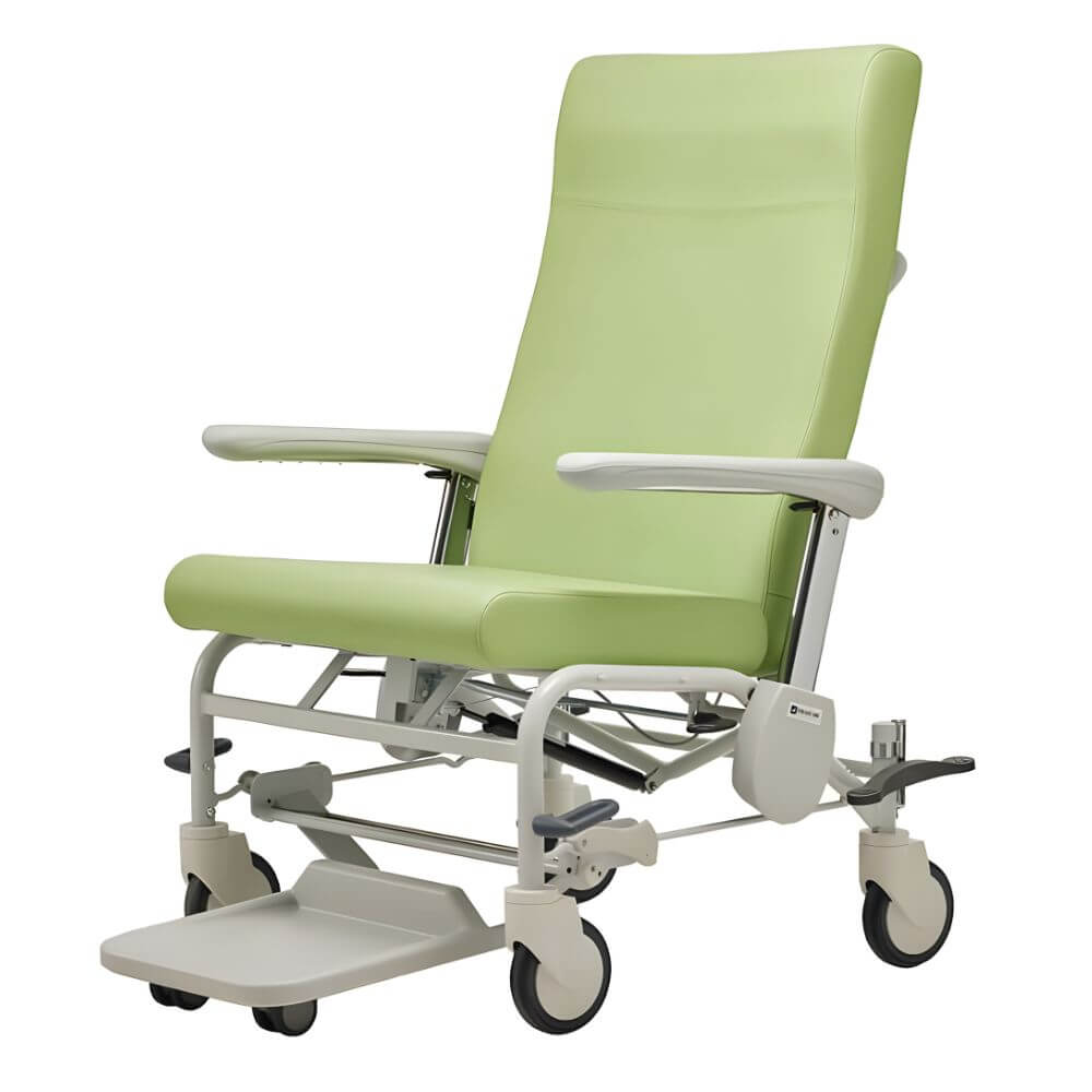 Bariatric Clinical Recliner Chair with Castors 250kg Capacity front view, green padded seat, adjustable armrests, wheeled base