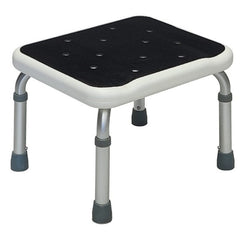 Height adjustable aluminium step stool with a black non-slip rubber mat