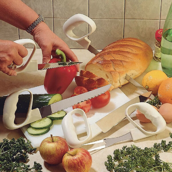 Homecraft Reflex Kitchen Knife Set Lifestyle